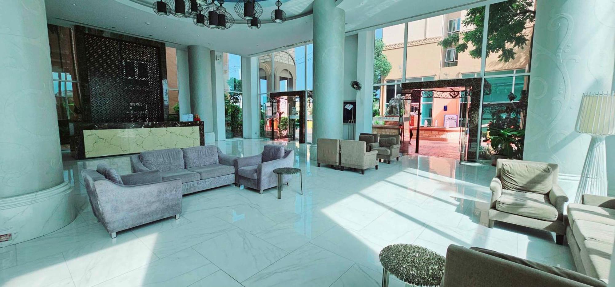 Atlantis Condo Resort Gp Джомтьен Экстерьер фото